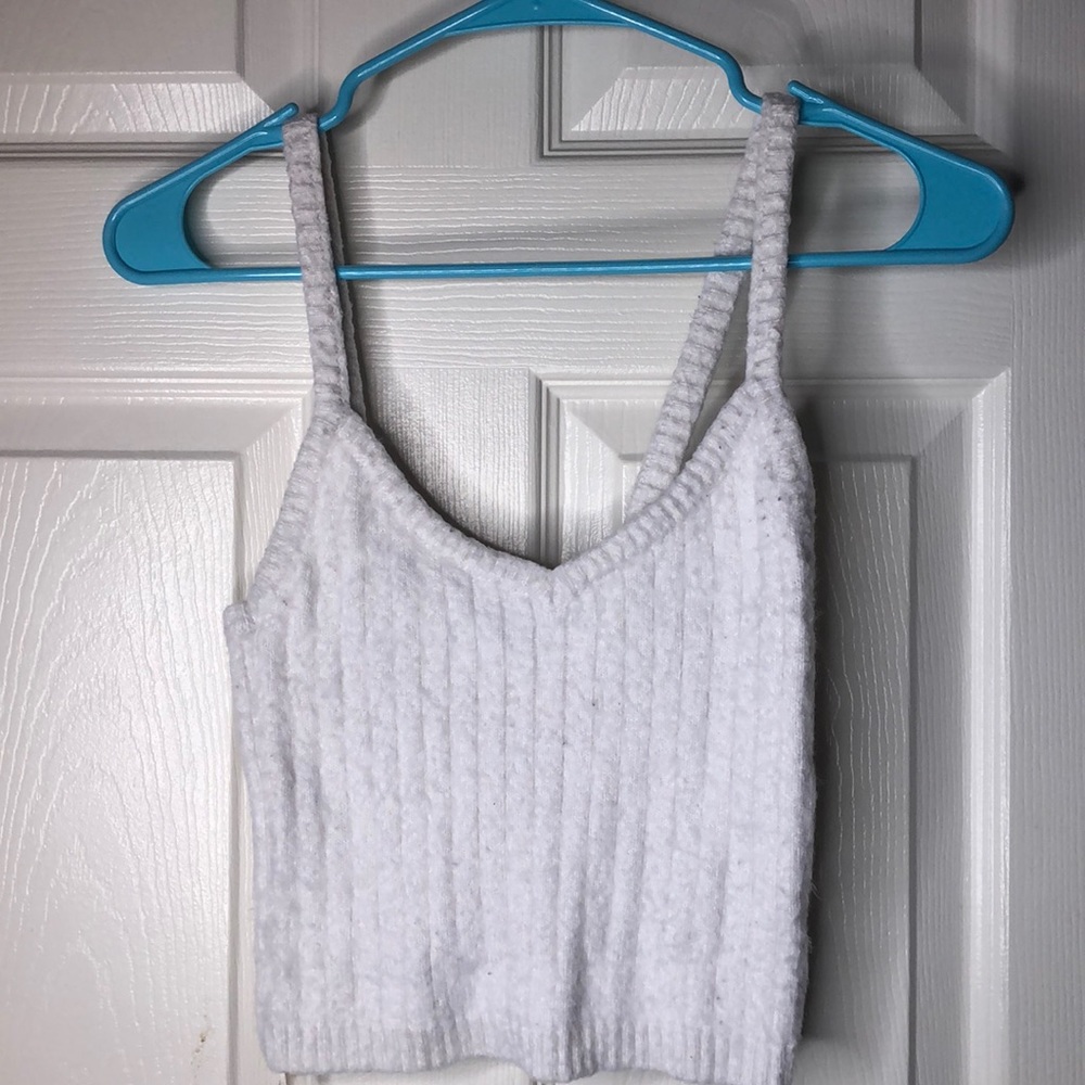 white crop top from forever 21